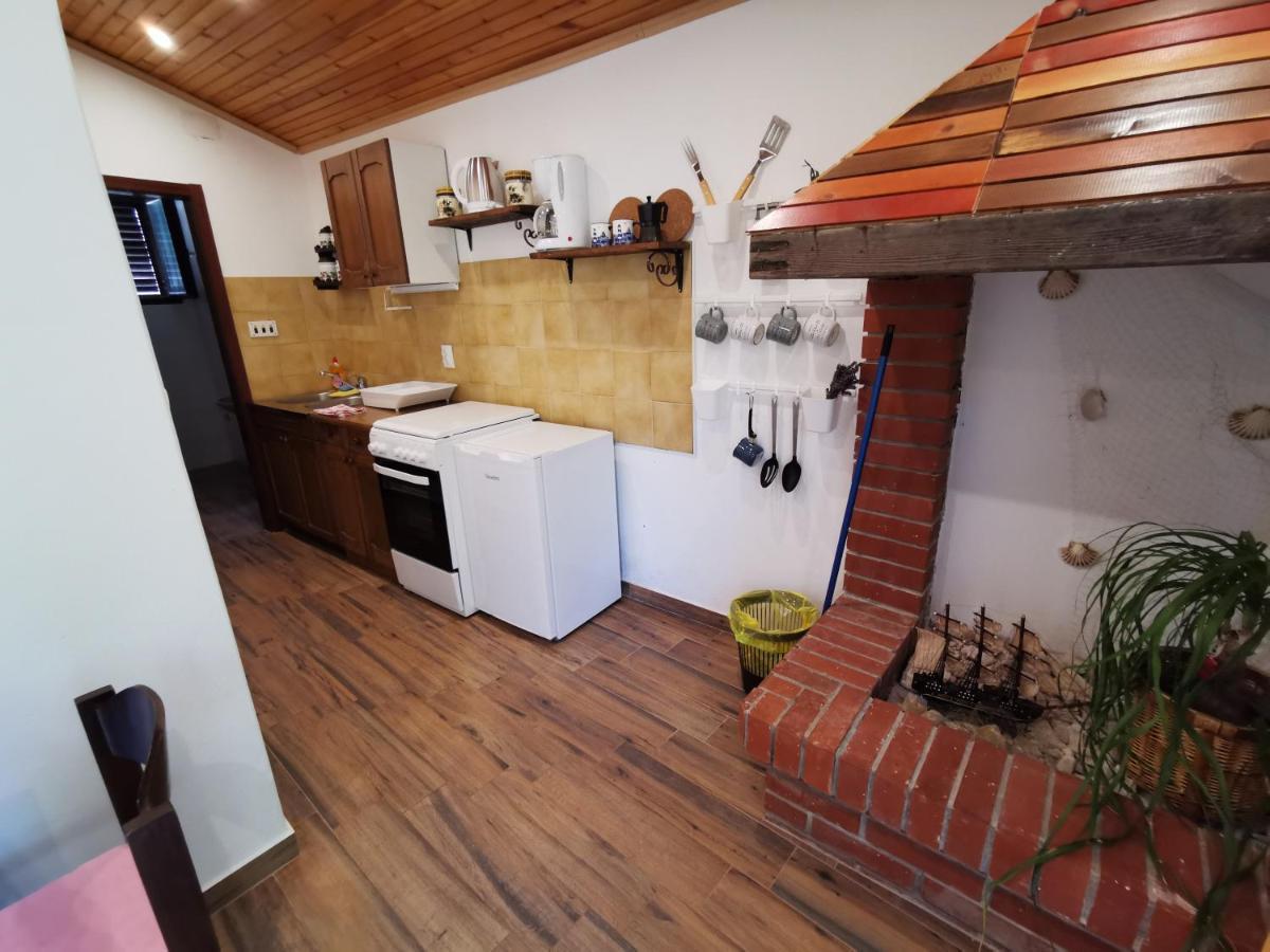 Ližnjan Apartment Kika מראה חיצוני תמונה