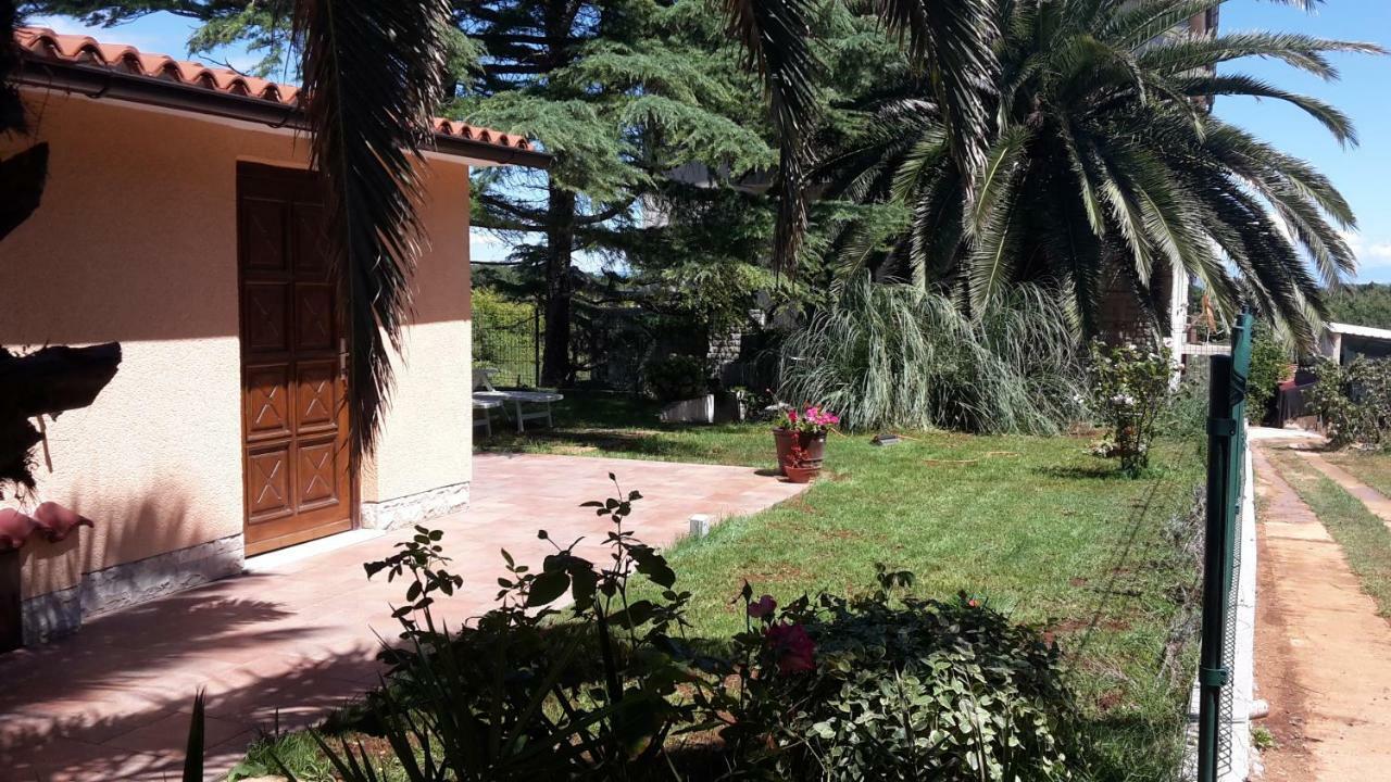 Ližnjan Apartment Kika מראה חיצוני תמונה